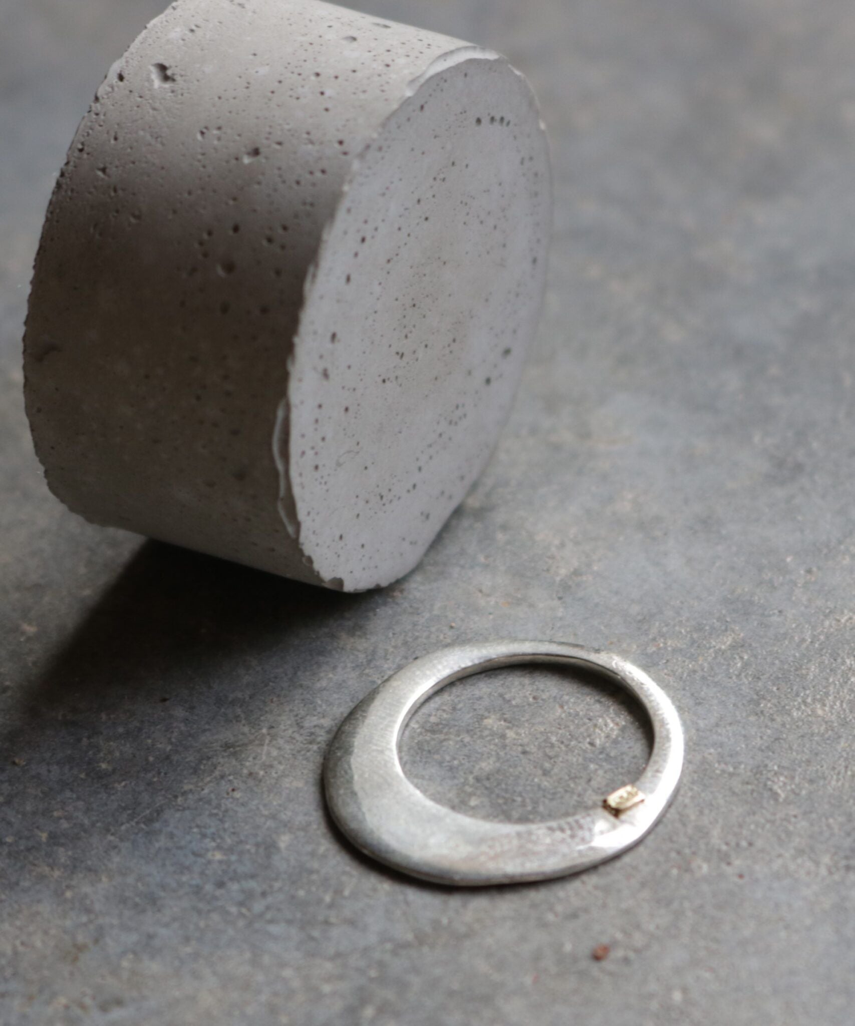 Pilou ring