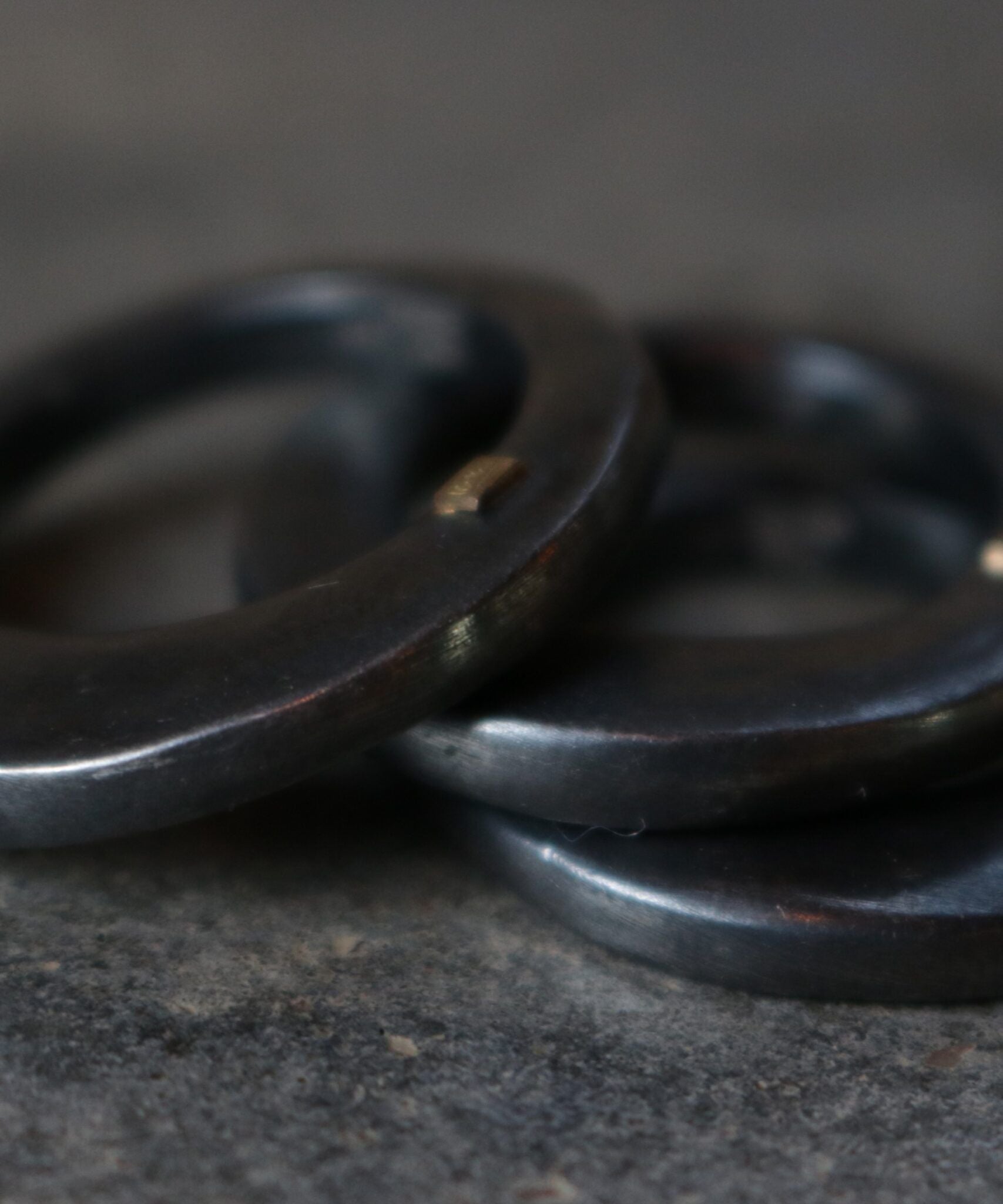 Poster ring